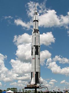 Saturn-V-E12-Carl-Campbell